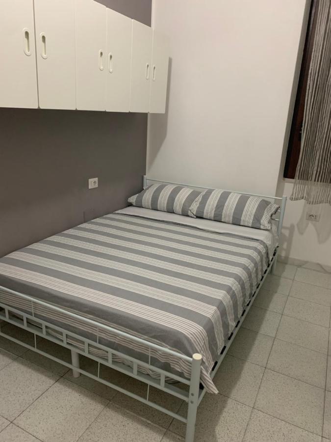 Bedroom Low Cost Di Elisa Quartucciu Eksteriør bilde
